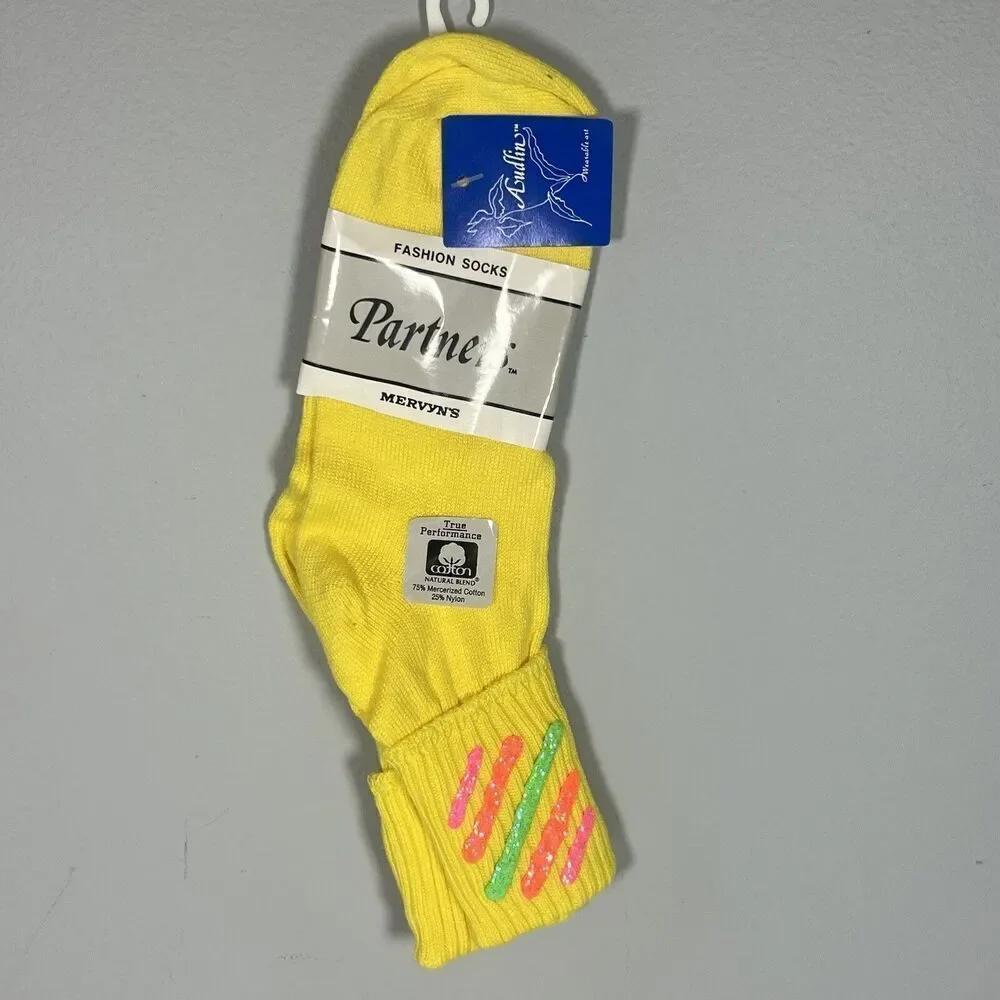 Vintage Mervyn’s Partners Yellow 80’s Cuffed Anklet Socks Women Size 9-11 NOS